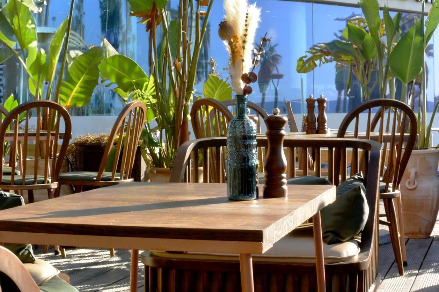 Dream Beach 98 Hotel And Spa Tel Aviv-Jaffa Exterior foto